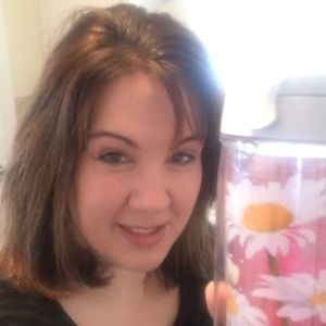 Meet your Posher, Leslie